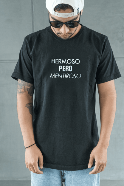 HERMOSO, PERO MENTIROSO